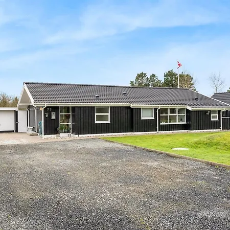 Emilia - 1-8km From The Sea By Interhome Hébergement de vacances *