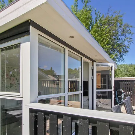 Emilia - 1-8km From The Sea By Interhome